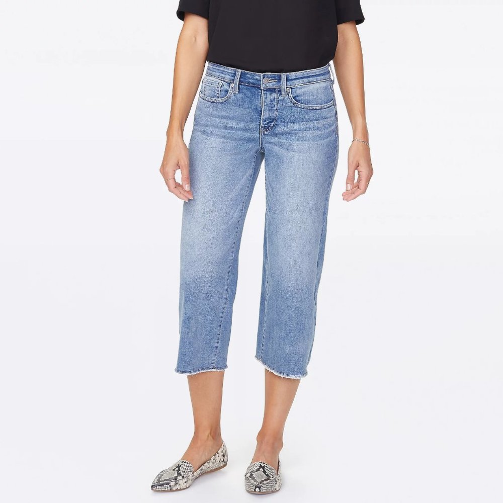 Women's Wide Leg Capri Fray Hem Jeans - Coheed